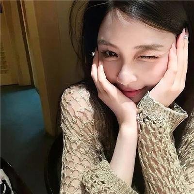 阿薇尔与虚构世界